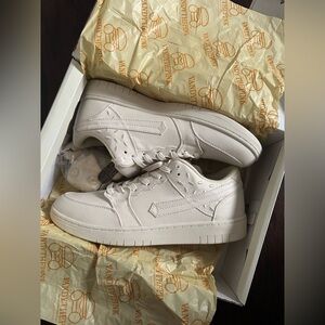 Vandy The Pink “Tofu” Burger Sneakers, men’s size 12, brand new, never worn